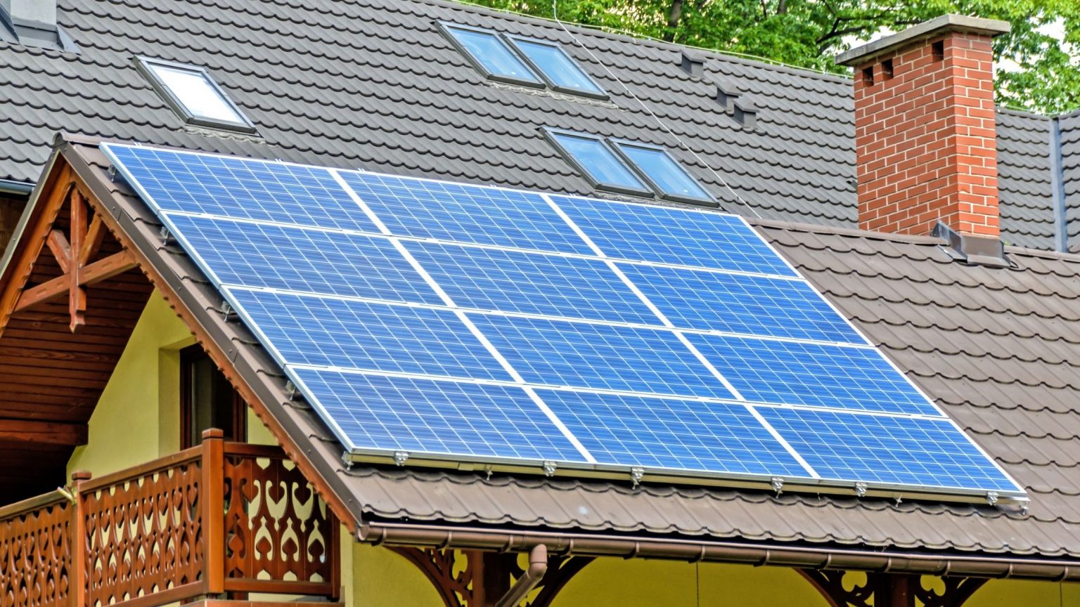 how-many-solar-panels-to-power-a-house-plural-gas-and-electricity